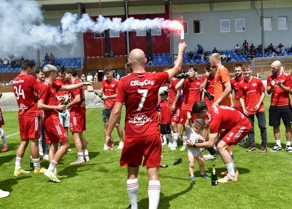 mistři - postup do ČFL 7