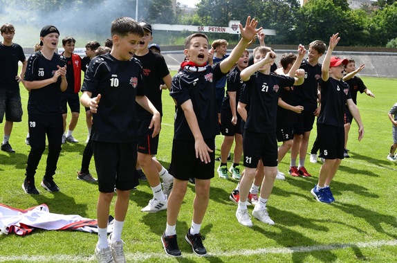 mistři - postup do ČFL 8